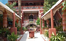 Hostal Corona